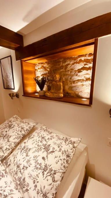 Studio Renove Avec Patio, Coeur Du Centre Ville Besançon Exteriér fotografie