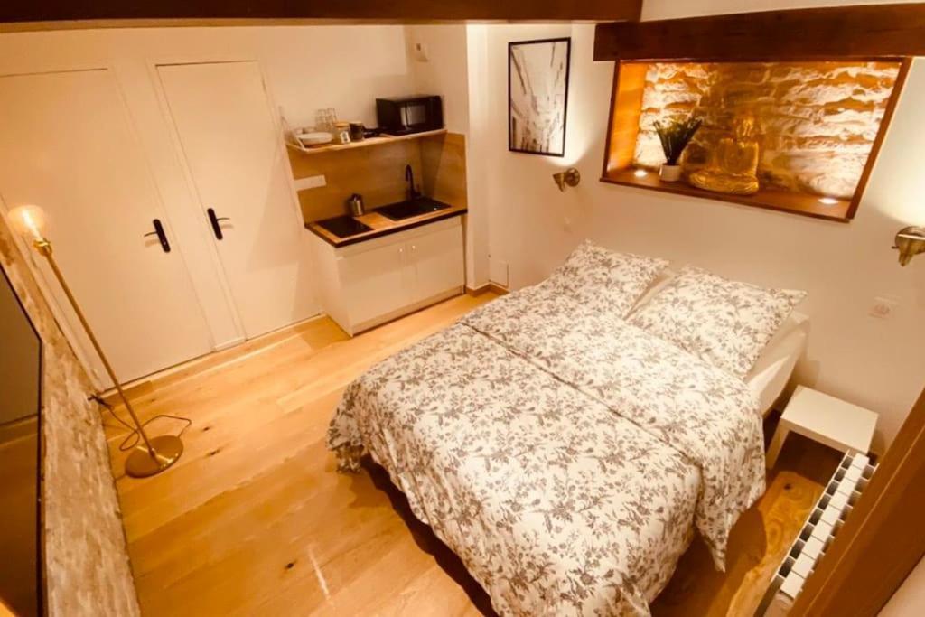 Studio Renove Avec Patio, Coeur Du Centre Ville Besançon Exteriér fotografie